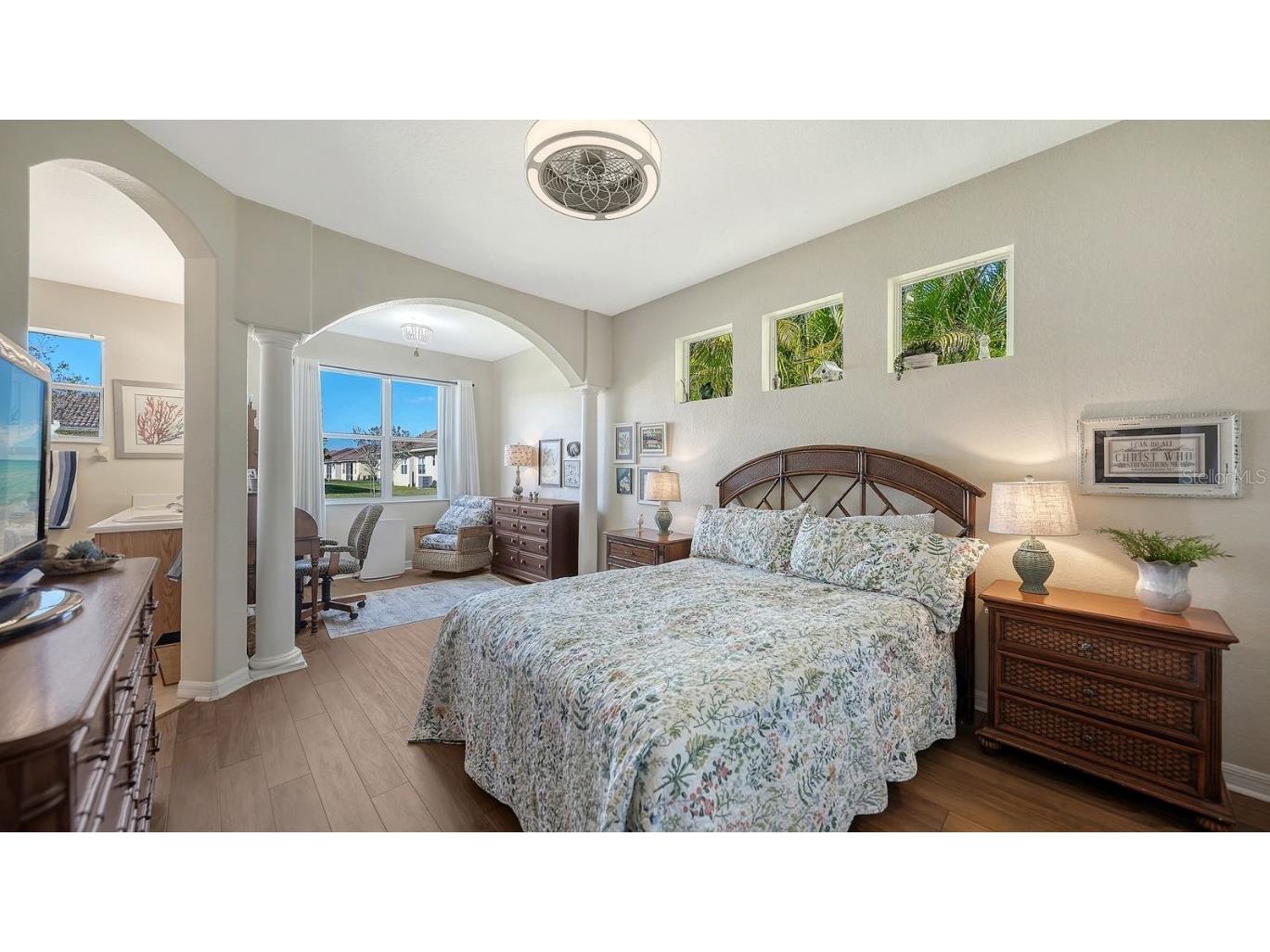 7810 33rd Street E Sarasota FL 34243 A4672891 image17