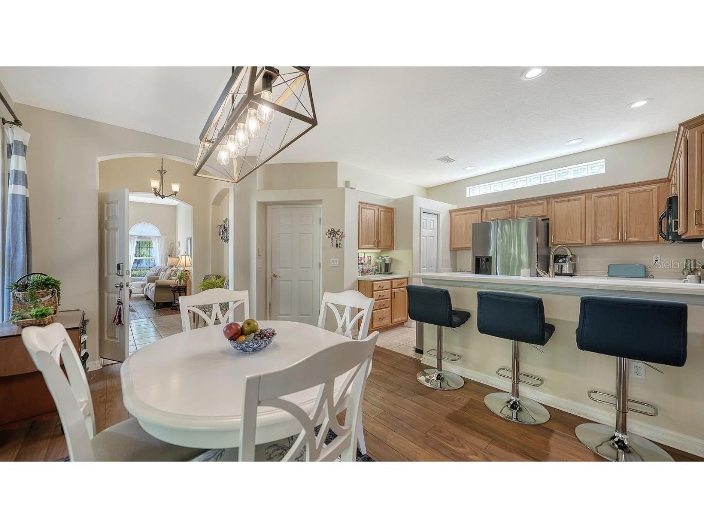 7810 33rd Street E Sarasota FL 34243 A4672891 image8