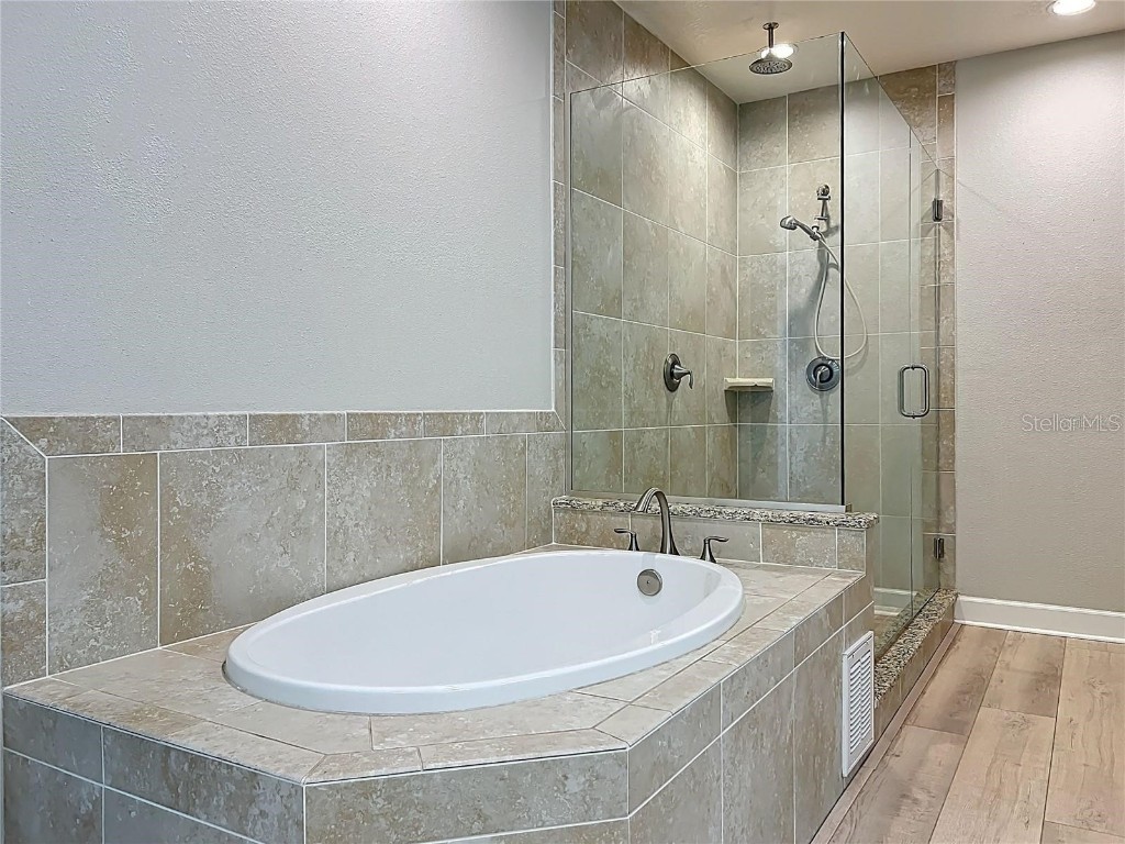 7810 34th Avenue W #103 Bradenton FL 34209 A4661597 image23