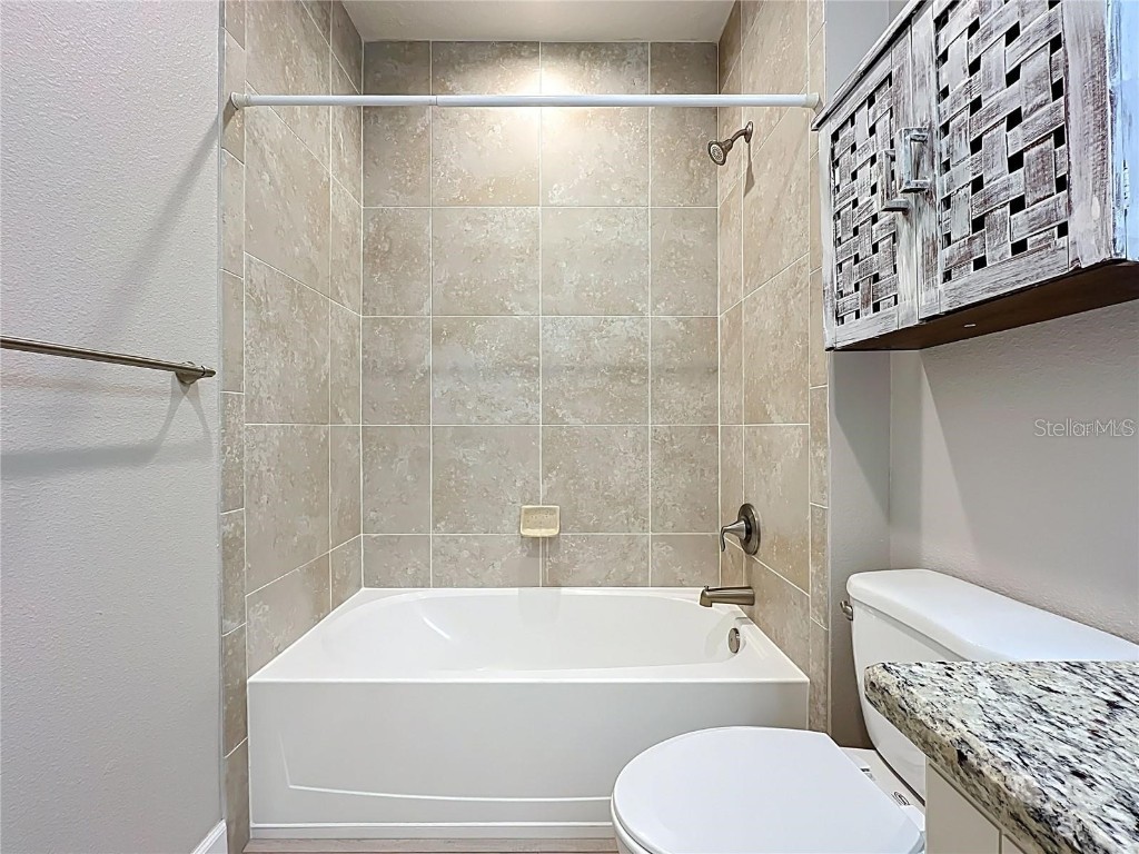 7810 34th Avenue W #103 Bradenton FL 34209 A4661597 image35