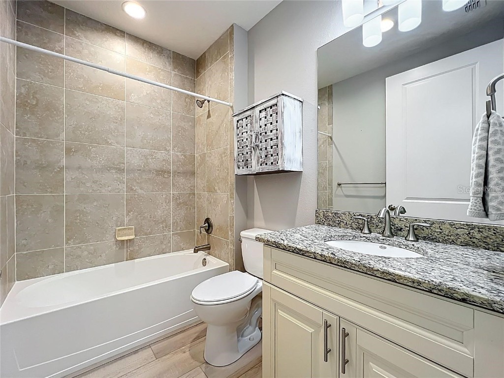 7810 34th Avenue W #103 Bradenton FL 34209 A4661597 image36