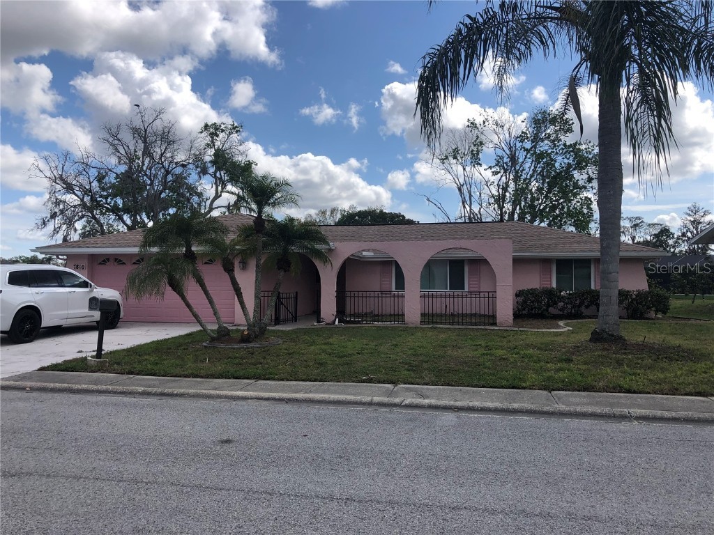 7810 Cayuga Drive New Port Richey FL 34653 U8235480 image1