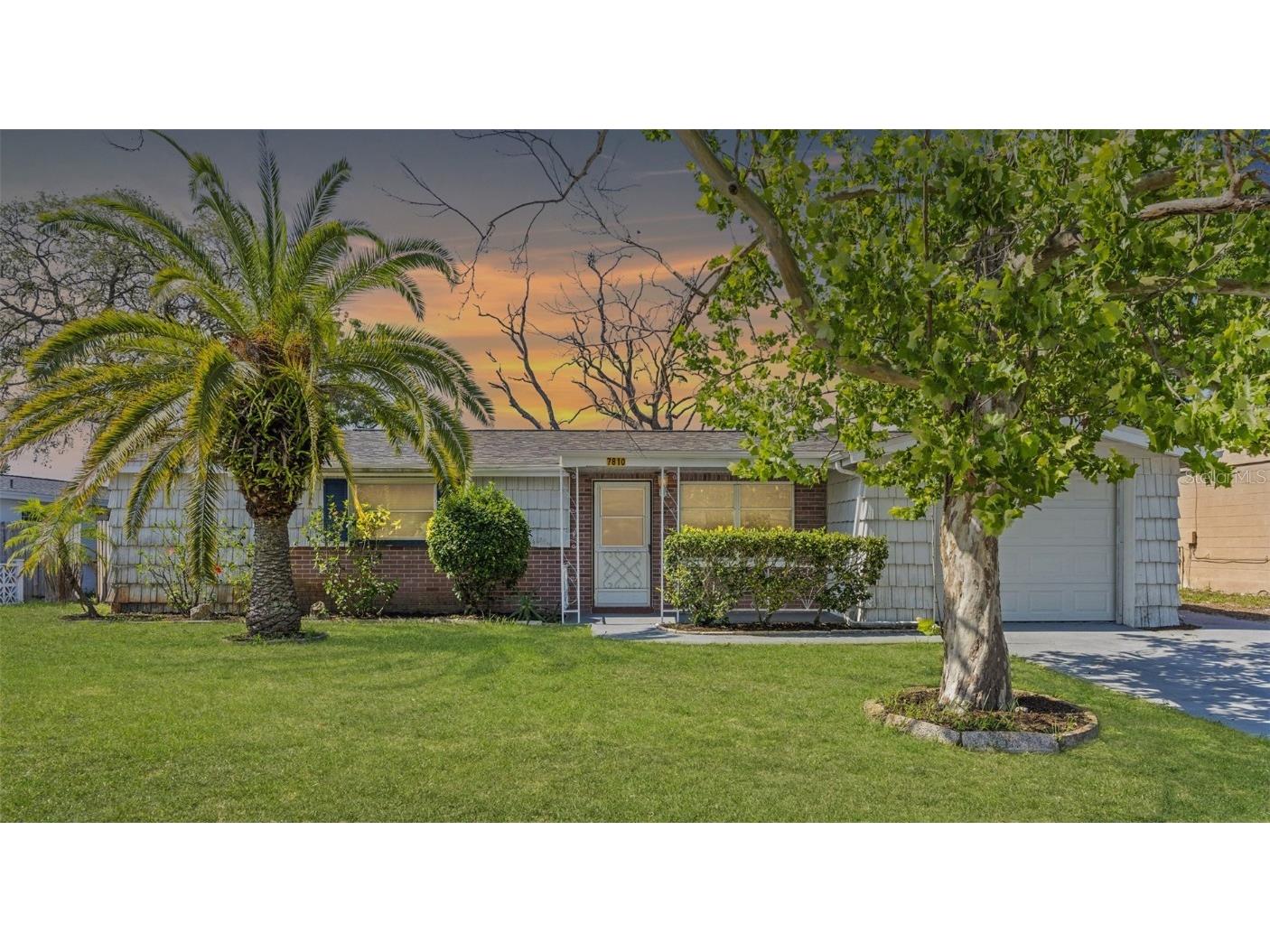 7810 Chalafonte Drive Port Richey FL 34668 W7875875 image1