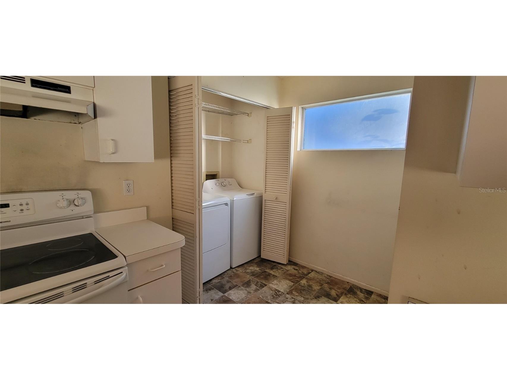 7810 Geneva Lane #61 Sarasota FL 34243 A4670748 image5