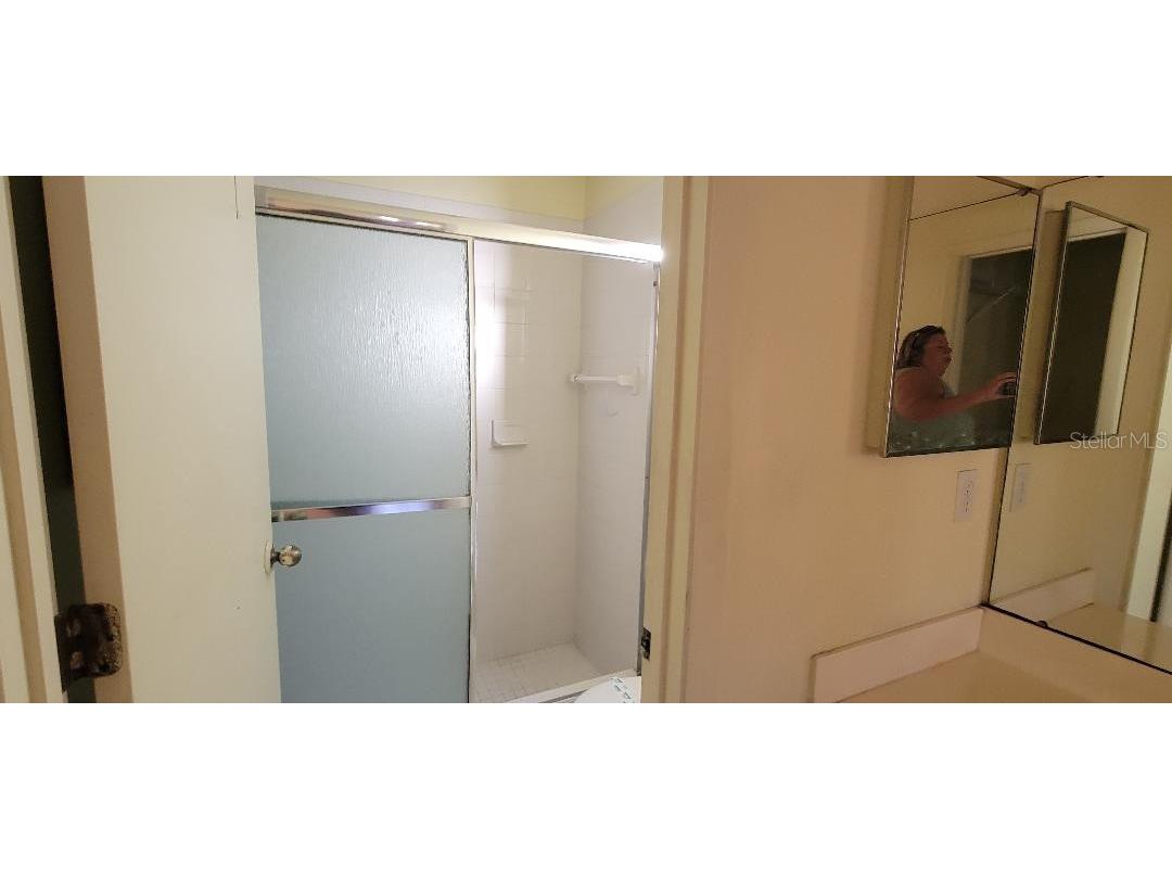 7810 Geneva Lane #61 Sarasota FL 34243 A4670748 image8