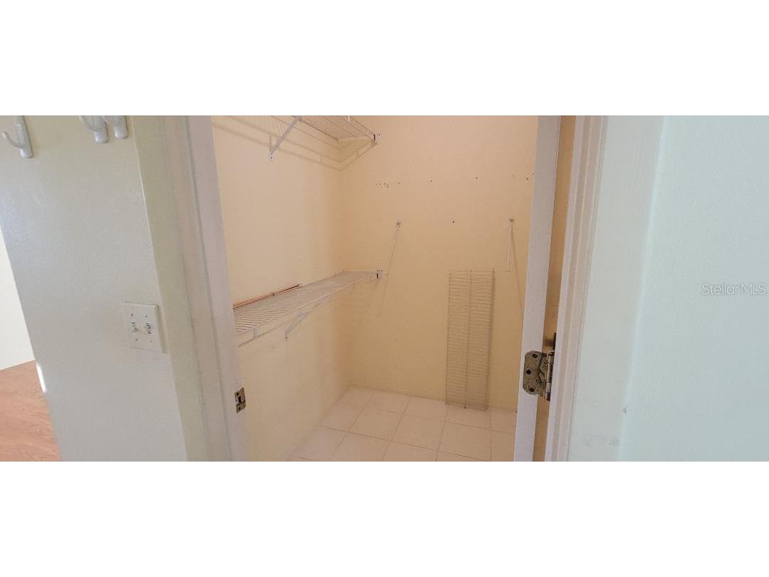 7810 Geneva Lane #61 Sarasota FL 34243 A4670748 image9