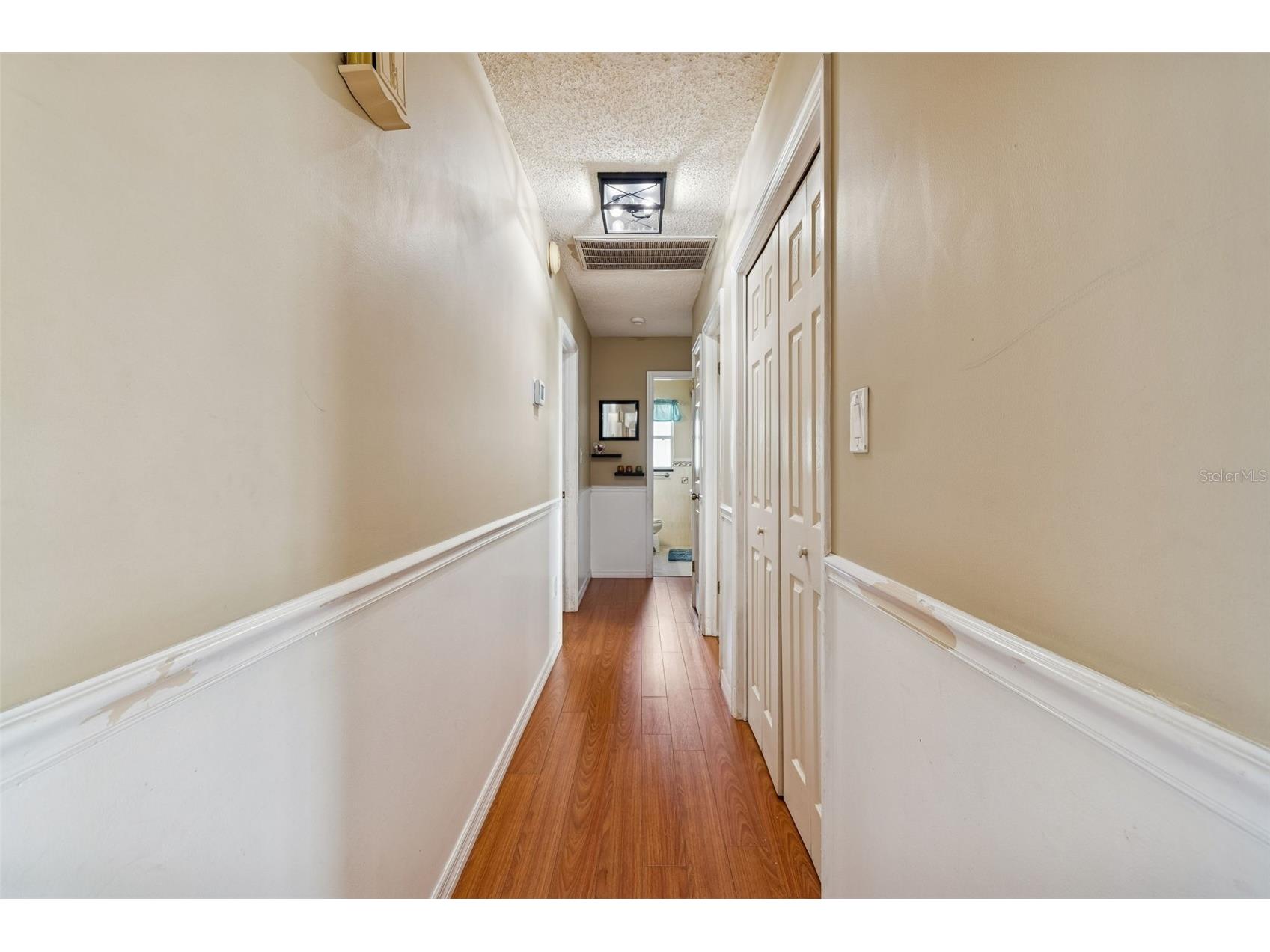 7810 N Cameron Avenue Tampa FL 33614 TB8482942 image17