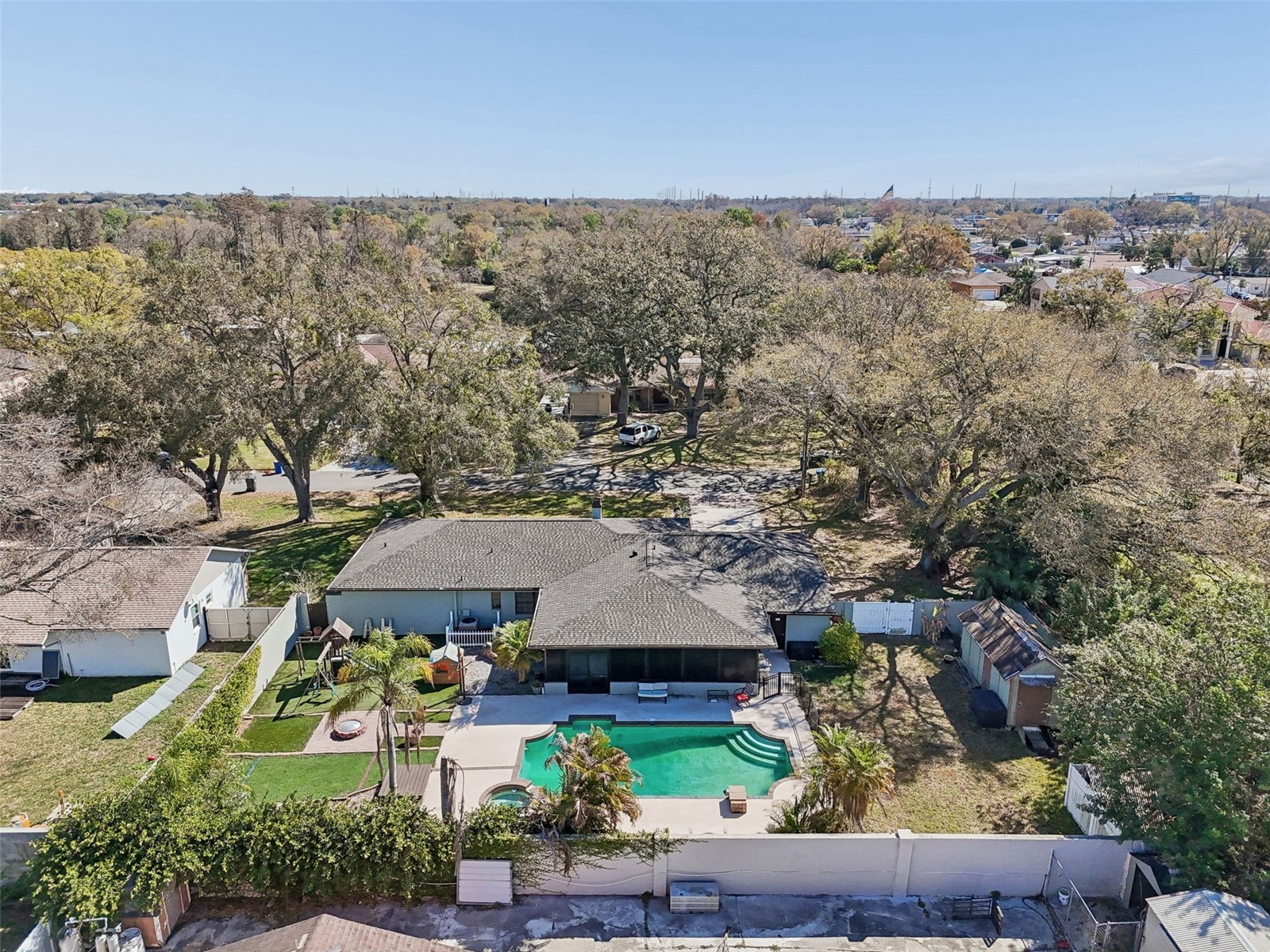 7810 N Cameron Avenue Tampa FL 33614 TB8482942 image4