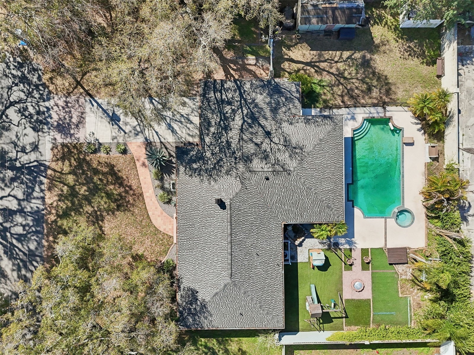 7810 N Cameron Avenue Tampa FL 33614 TB8482942 image40