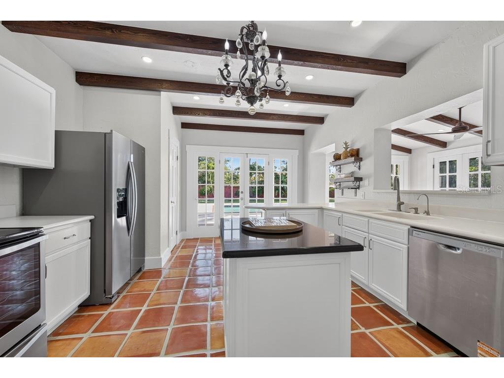 7810 Senrab Drive Bradenton FL 34209 TB8526463 image24