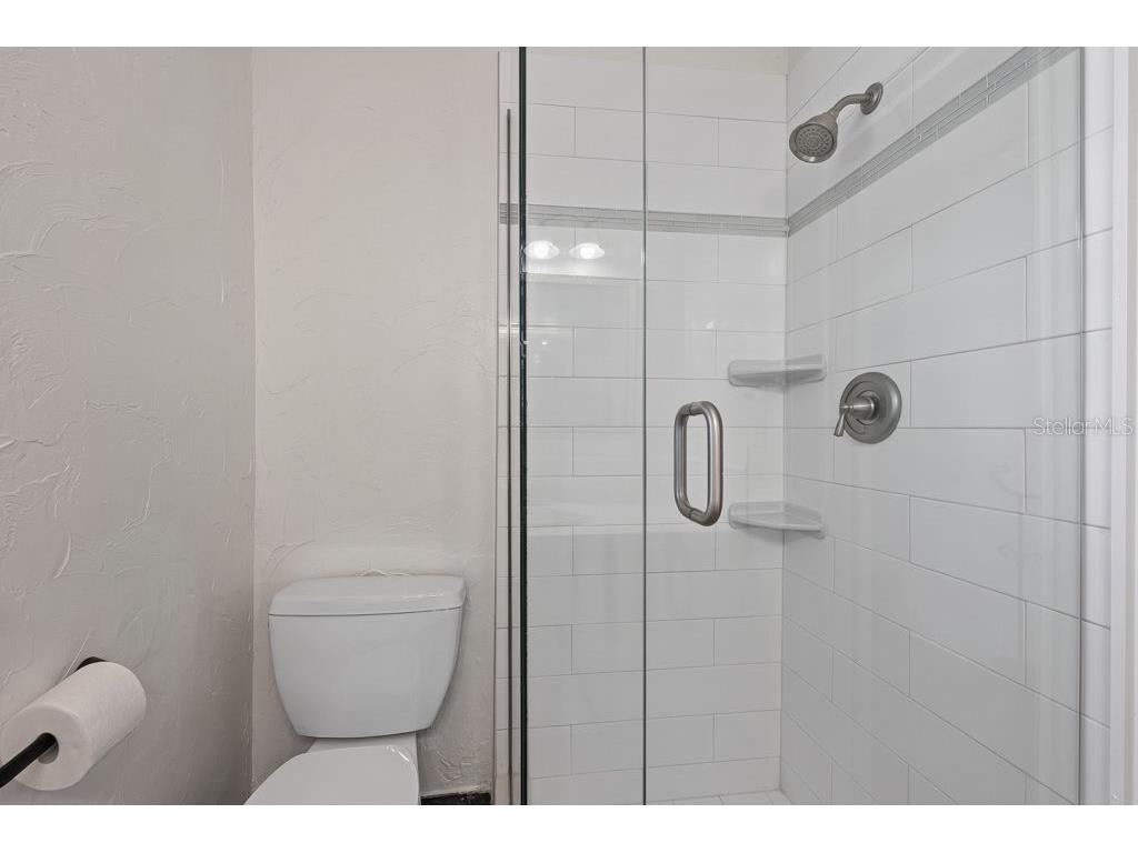 7810 Senrab Drive Bradenton FL 34209 TB8526463 image42