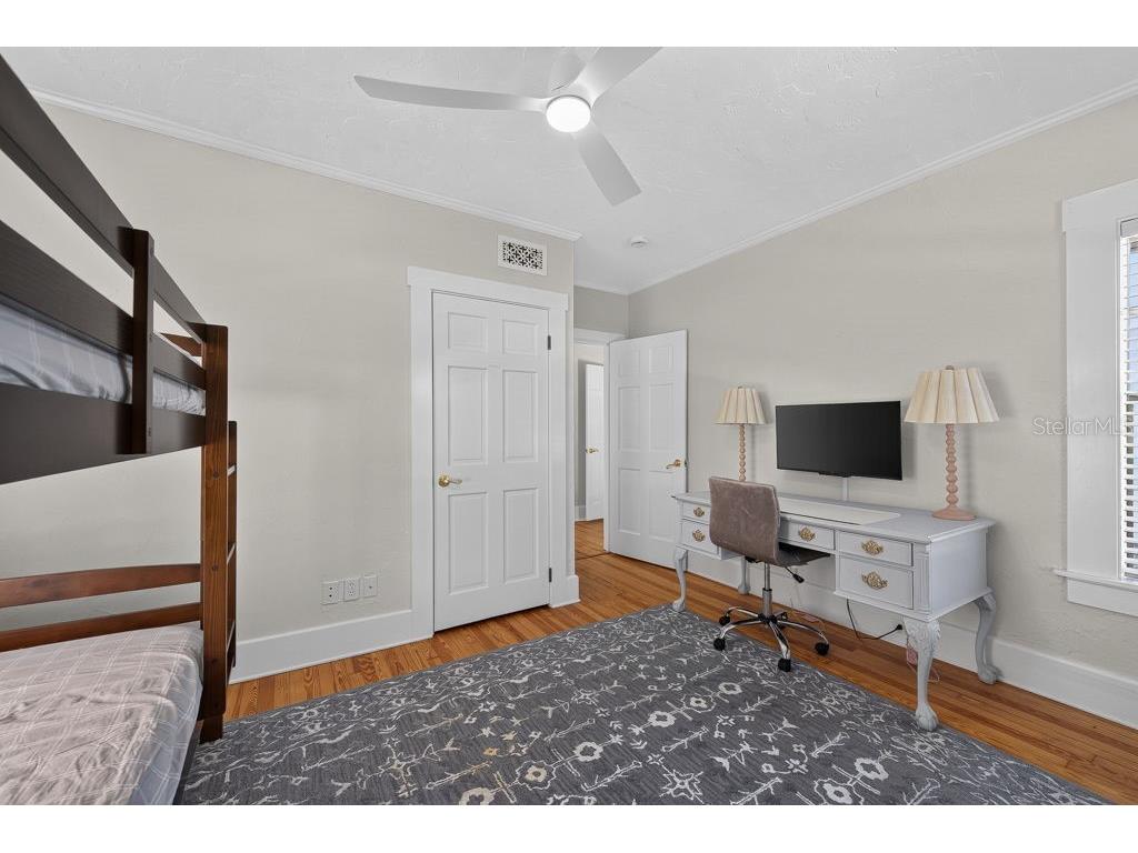 7810 Senrab Drive Bradenton FL 34209 TB8526463 image47