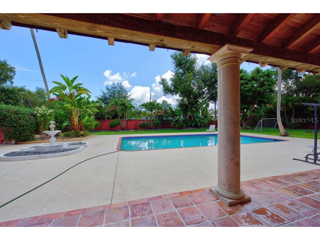 7810 Senrab Drive Bradenton FL 34209 TB8526463 image54