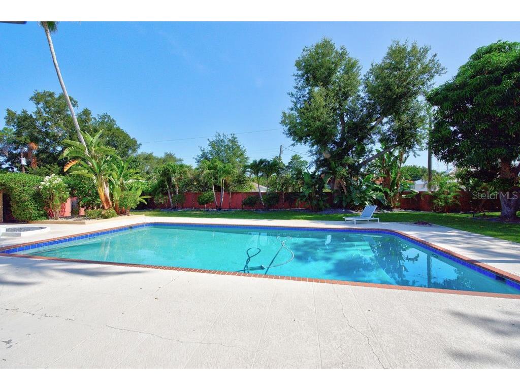7810 Senrab Drive Bradenton FL 34209 TB8526463 image55