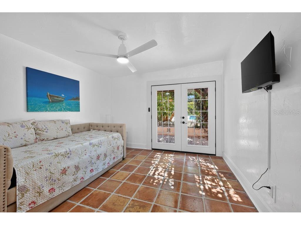 7810 Senrab Drive Bradenton FL 34209 TB8526463 image68