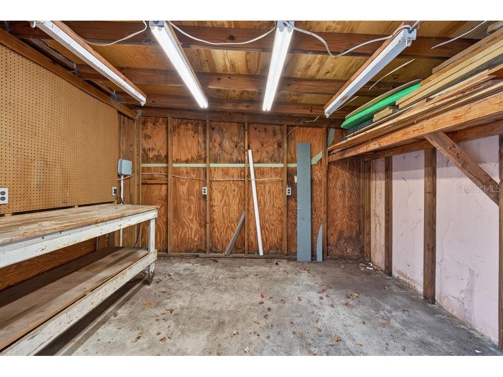 7810 Senrab Drive Bradenton FL 34209 TB8526463 image76