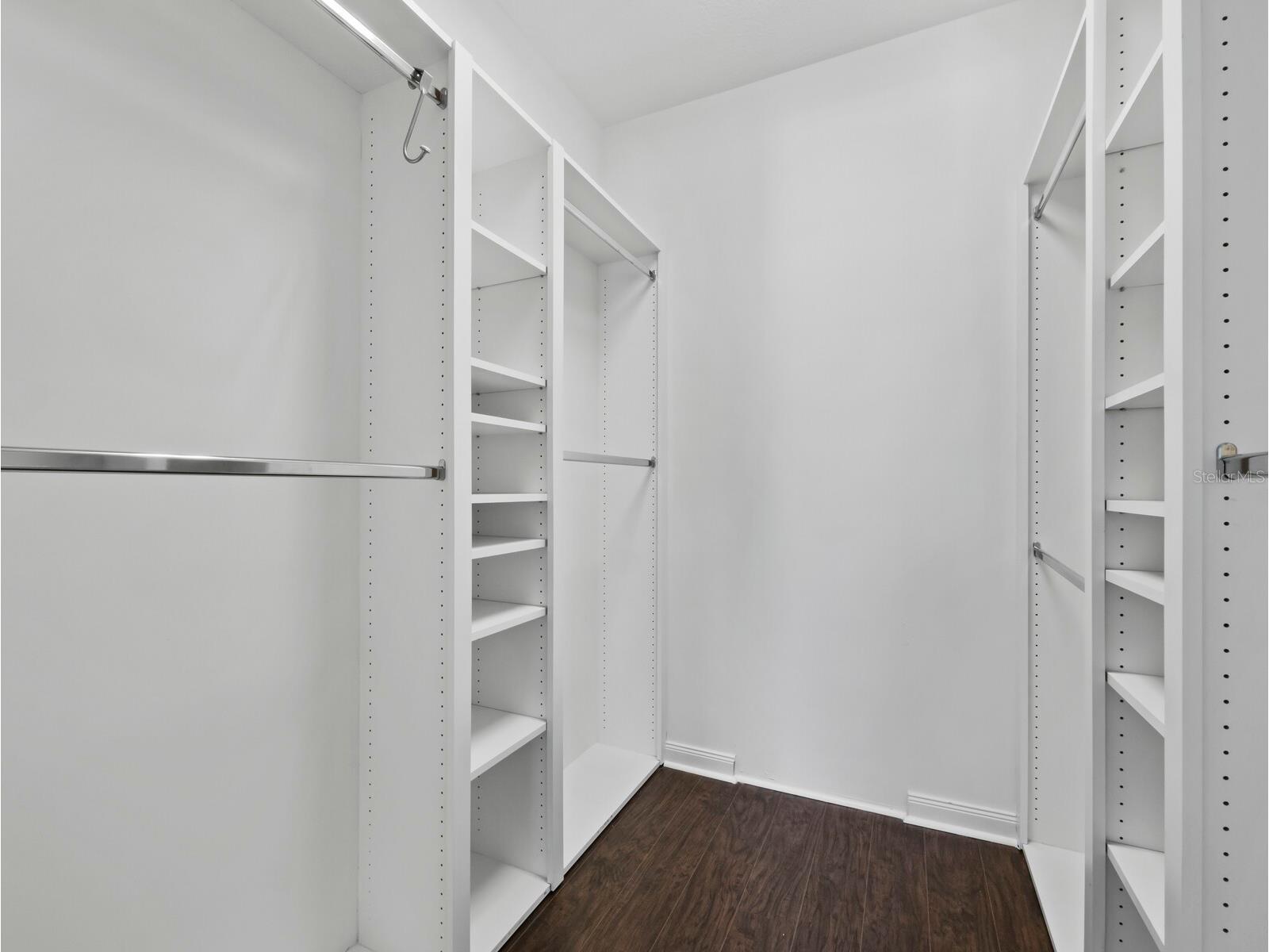 7811 Bergamo Avenue Sarasota FL 34238 A4683192 image24