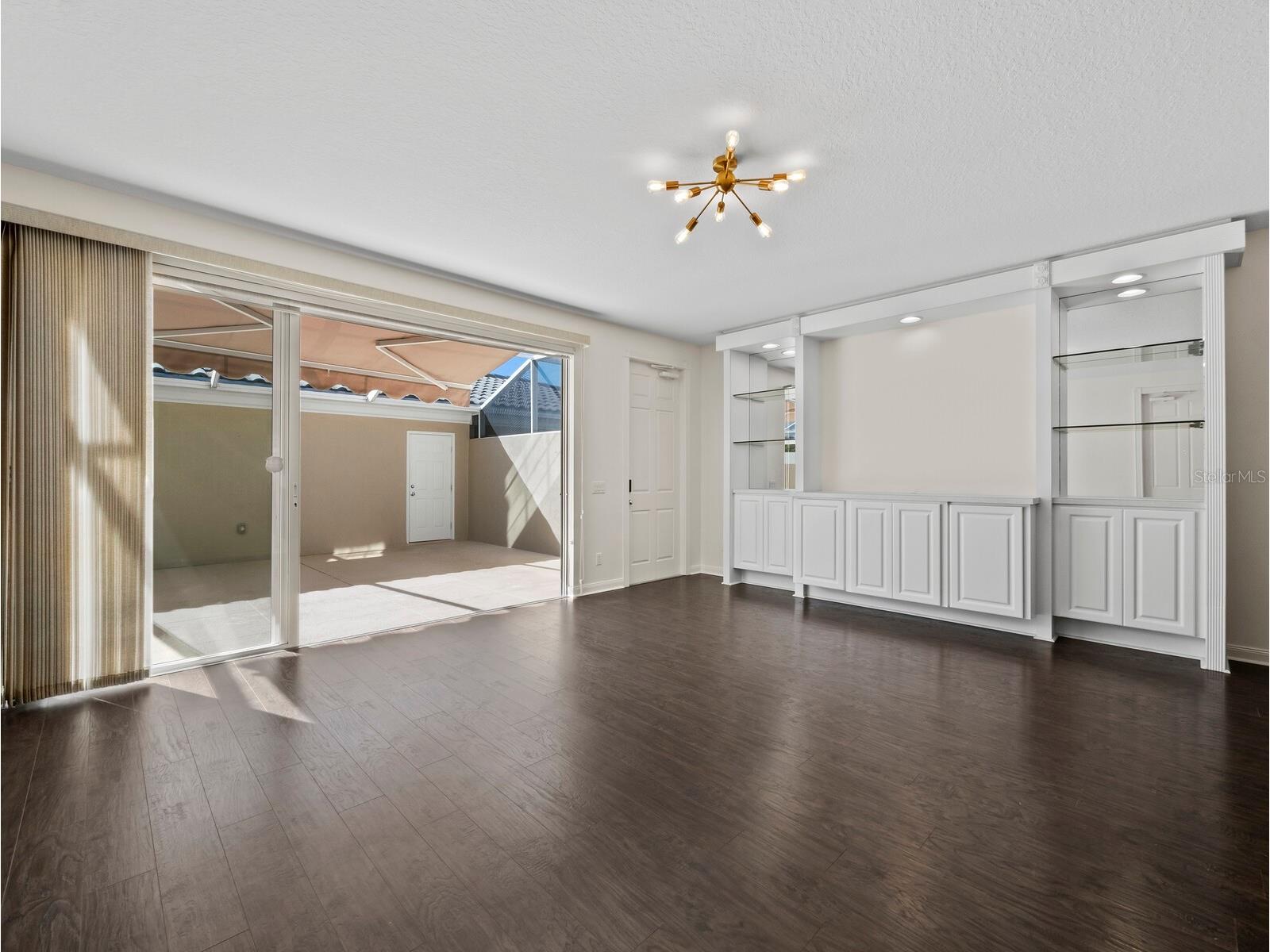7811 Bergamo Avenue Sarasota FL 34238 A4683192 image3
