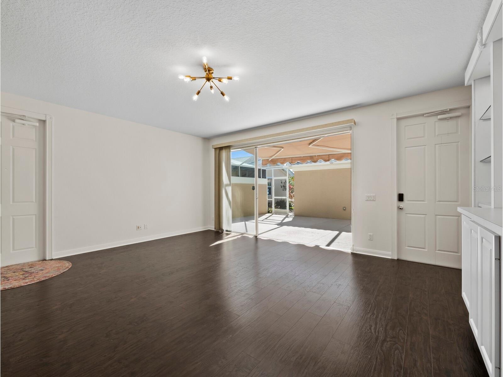 7811 Bergamo Avenue Sarasota FL 34238 A4683192 image4