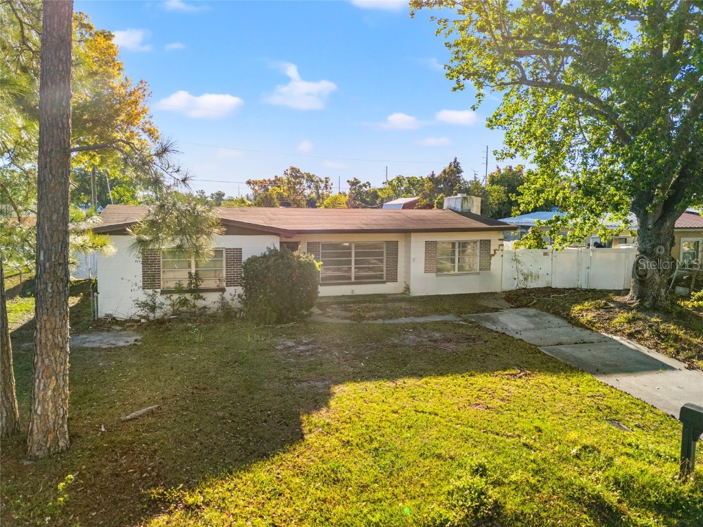 7811 Egypt Lake Drive Tampa FL 33614 TB8362395 image1