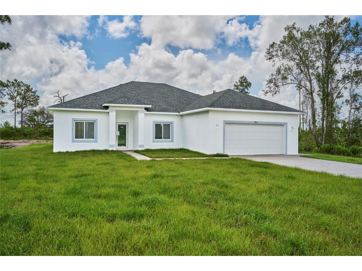 7811 Red Grange Boulevard Indian Lake Estates FL 33855 - LAKE WALK IN WATER T3537310 image1