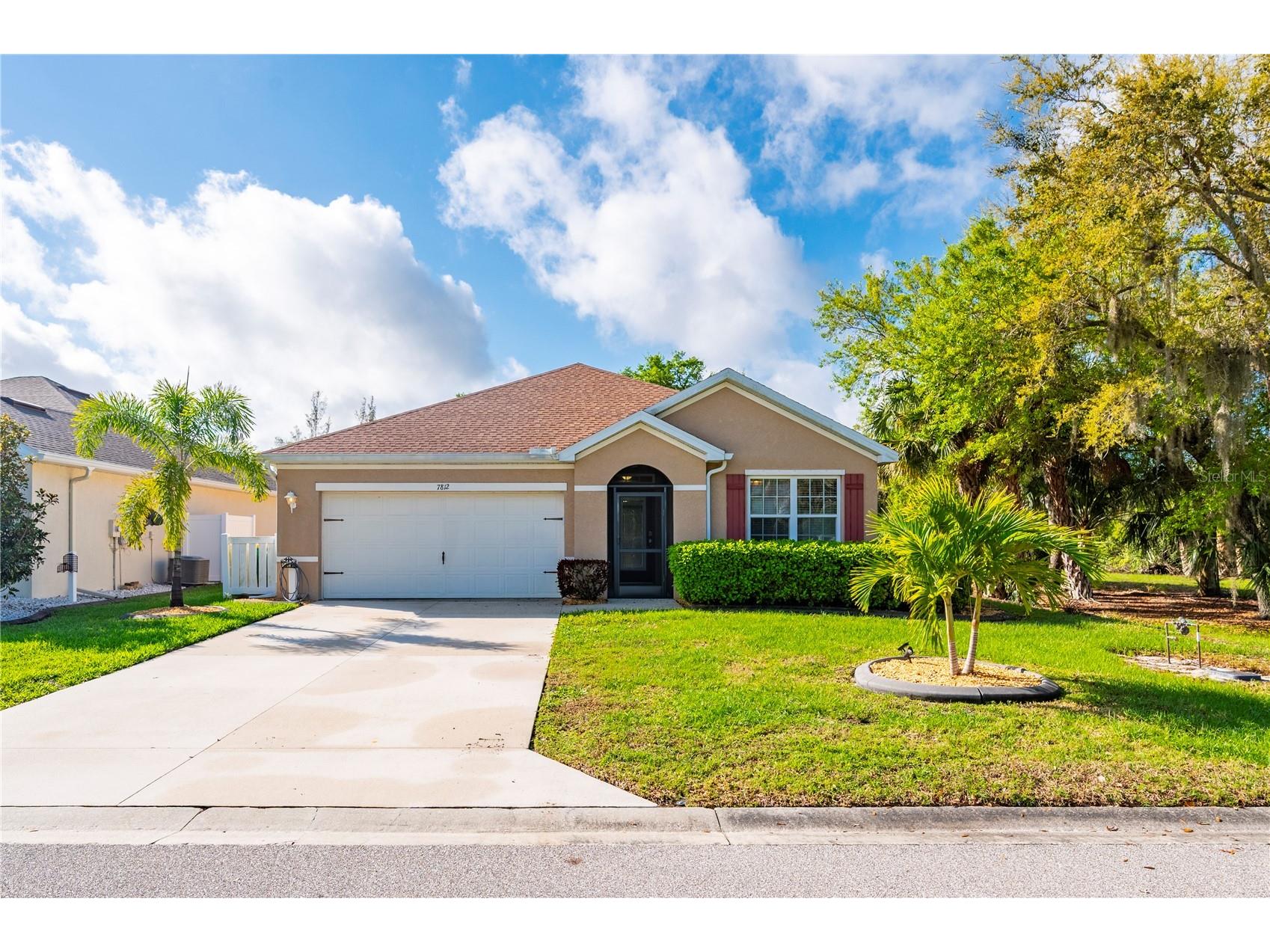 7812 Mikasa Drive Punta Gorda FL 33950 C7523664 image4