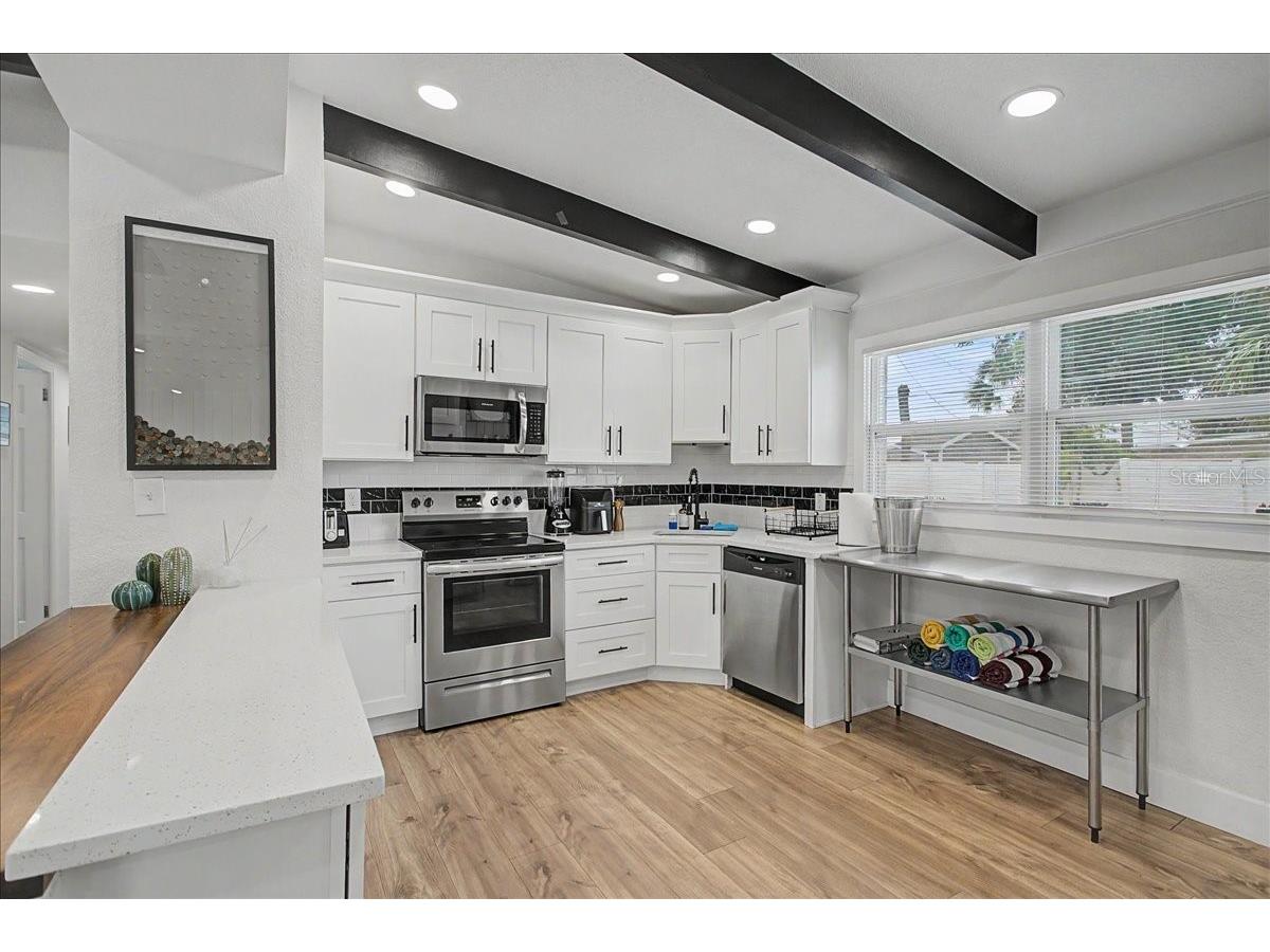 7812 Rideout Road Tampa FL 33619 TB8511069 image3
