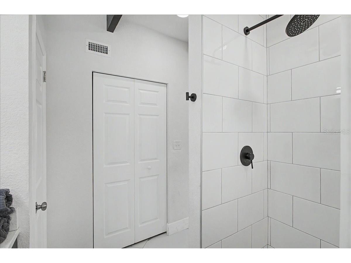 7812 Rideout Road Tampa FL 33619 TB8511069 image40