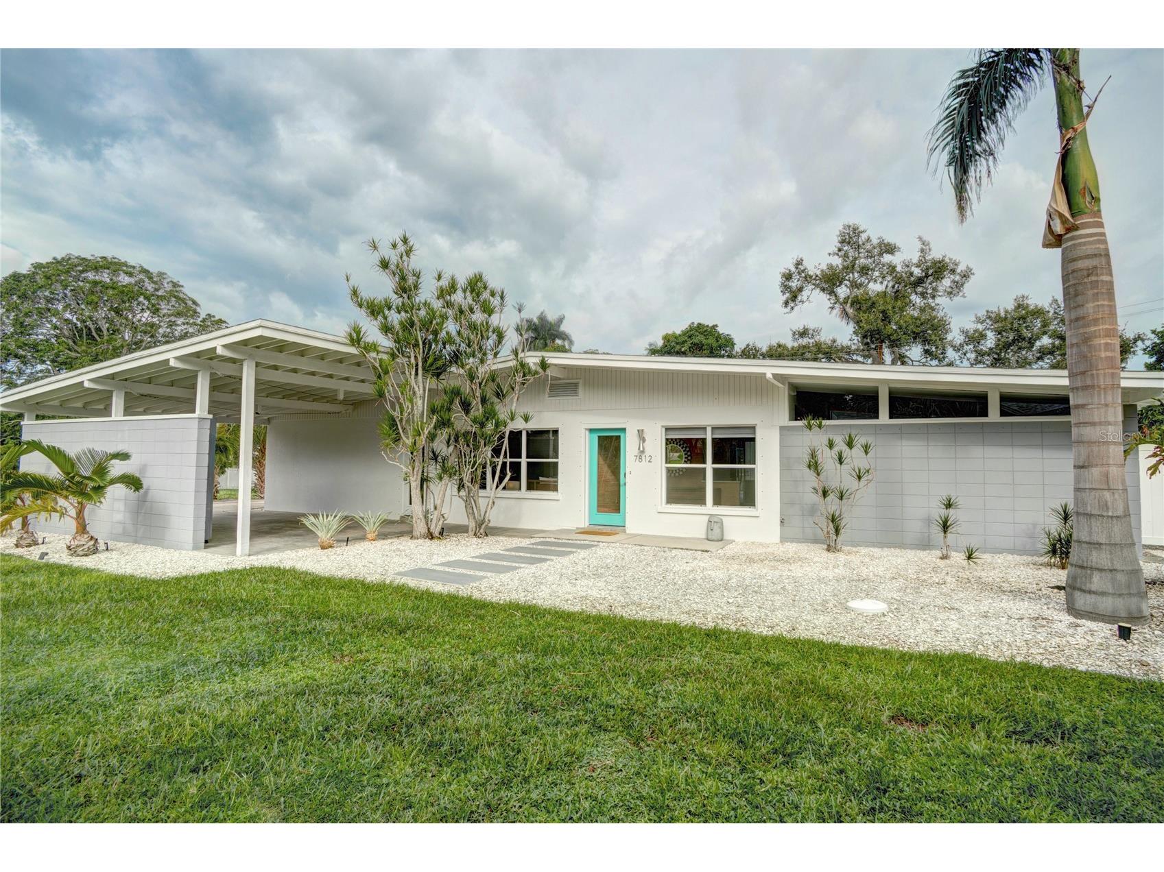 7812 San Juan Avenue Bradenton FL 34209 A4695057 image1