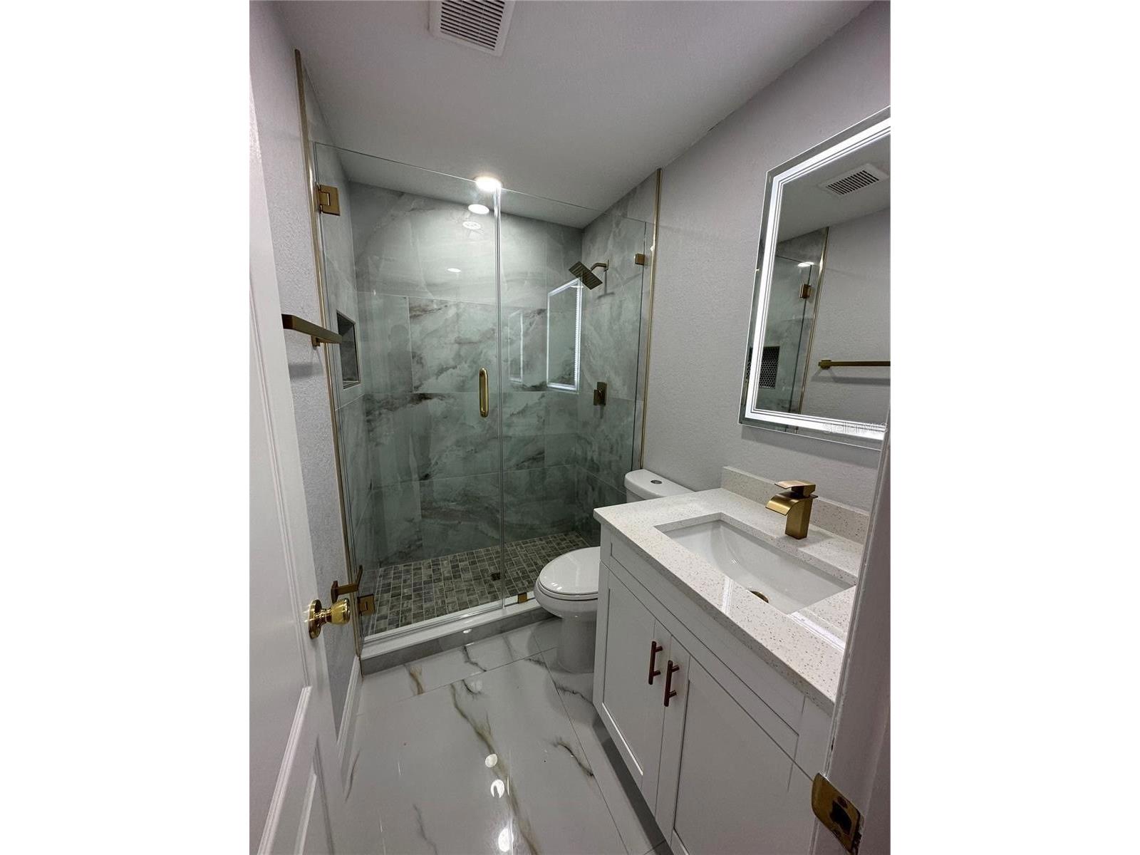 7813 Lakeshore Drive #A Tampa FL 33604 TB8501723 image5