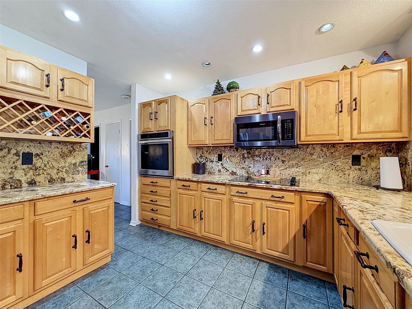 7813 Leo Kidd Avenue Port Richey FL 34668 W7886977 image71
