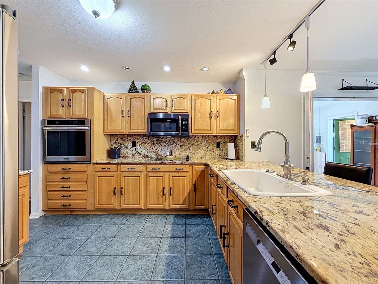 7813 Leo Kidd Avenue Port Richey FL 34668 W7886977 image73