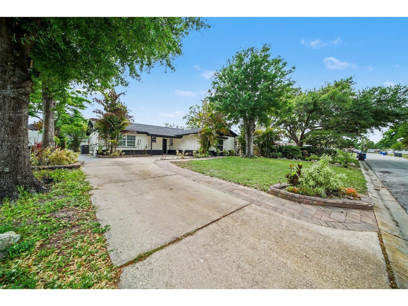 7813 N Matanzas Avenue Tampa FL 33614 TB8495181 image1
