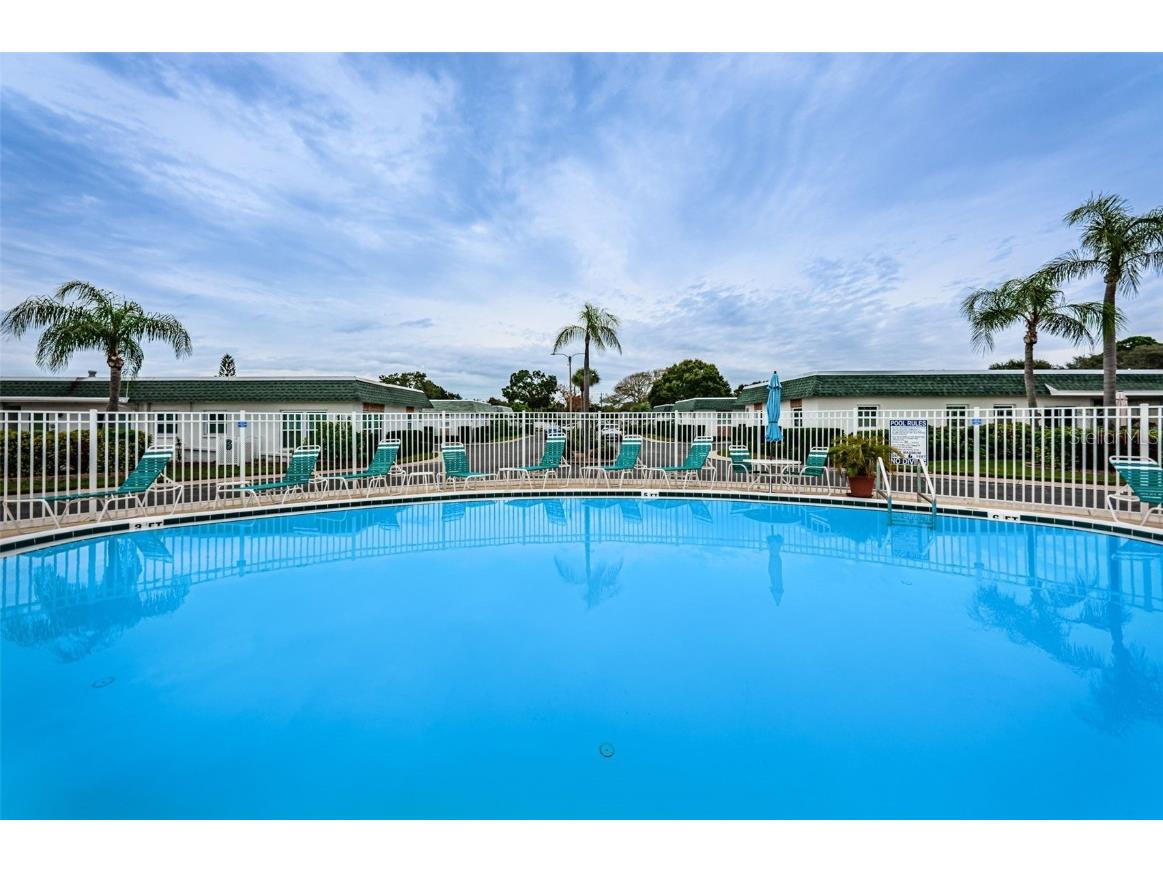 7815 38th Terrace N Saint Petersburg FL 33709 U8193561 image1