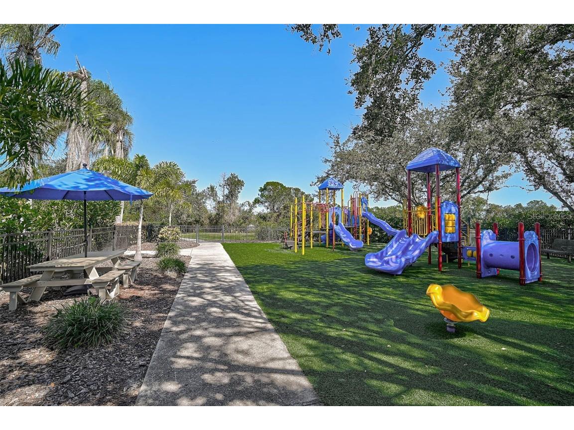 7815 Ashley Circle Bradenton FL 34201 A4668389 image34