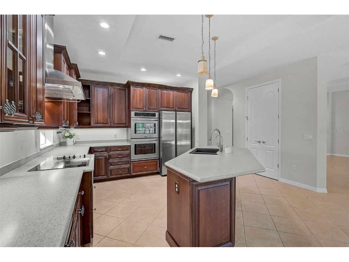 7815 Ashley Circle Bradenton FL 34201 A4668389 image9