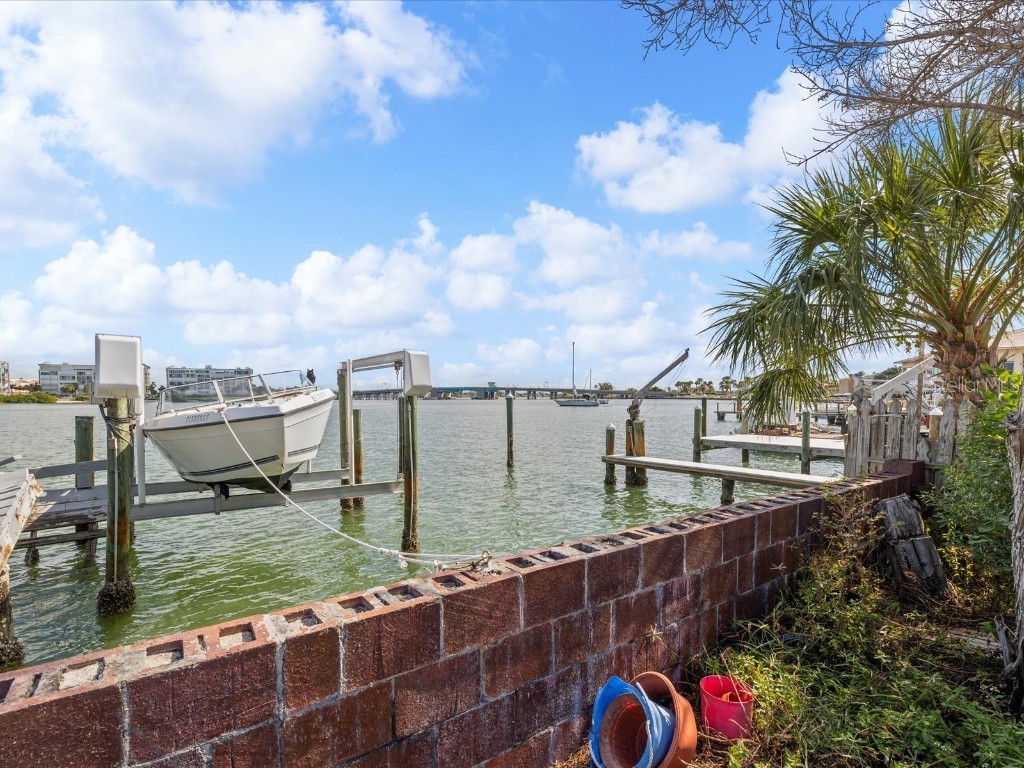 7815 Boca Ciega Drive Saint Pete Beach FL 33706 - INTRACOASTAL WATERWAY TB8445637 image27