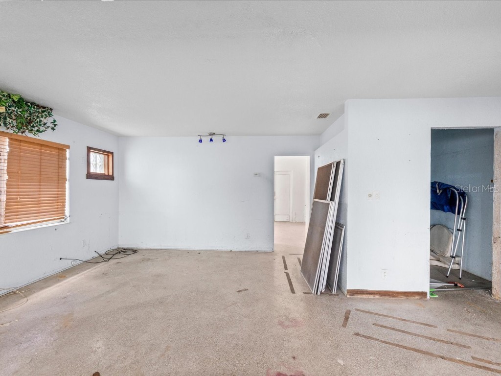 7815 Boca Ciega Drive Saint Pete Beach FL 33706 - INTRACOASTAL WATERWAY TB8445637 image41