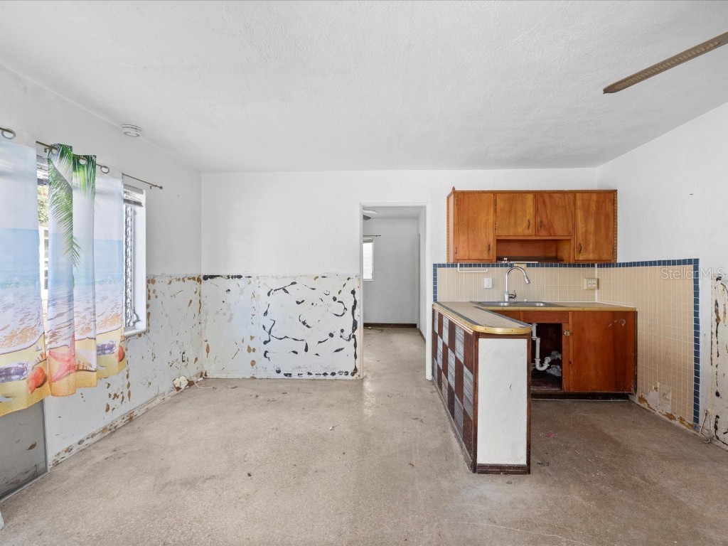 7815 Boca Ciega Drive Saint Pete Beach FL 33706 - INTRACOASTAL WATERWAY TB8445637 image50