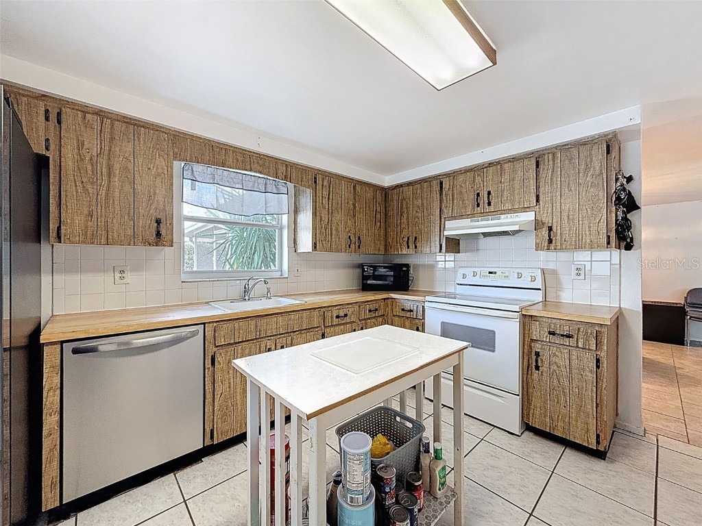 7815 Foxbloom Drive Port Richey FL 34668 W7879701 image16