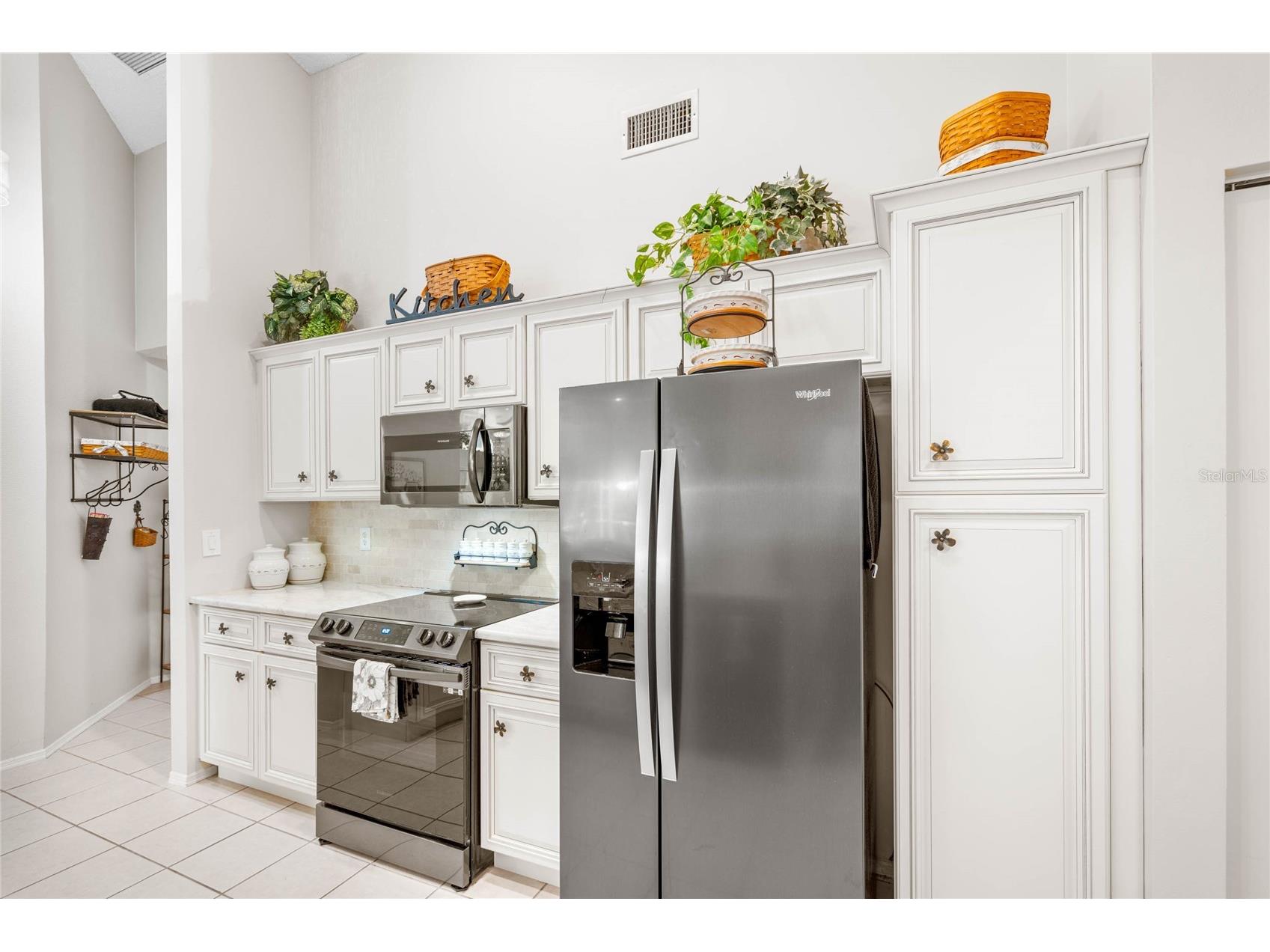 7815 Geneva Lane Sarasota FL 34243 W7882865 image16