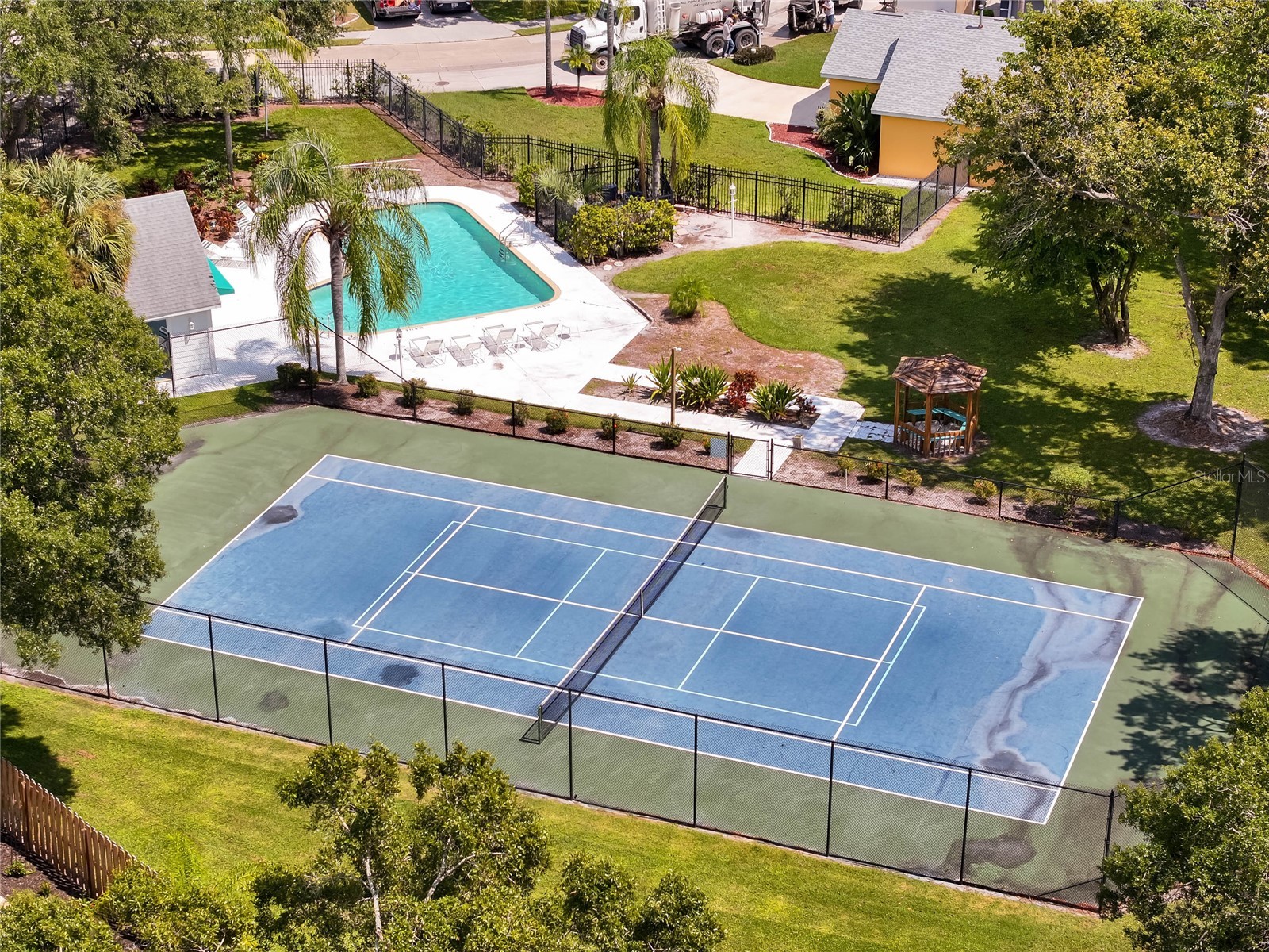 7815 Geneva Lane Sarasota FL 34243 W7882865 image41