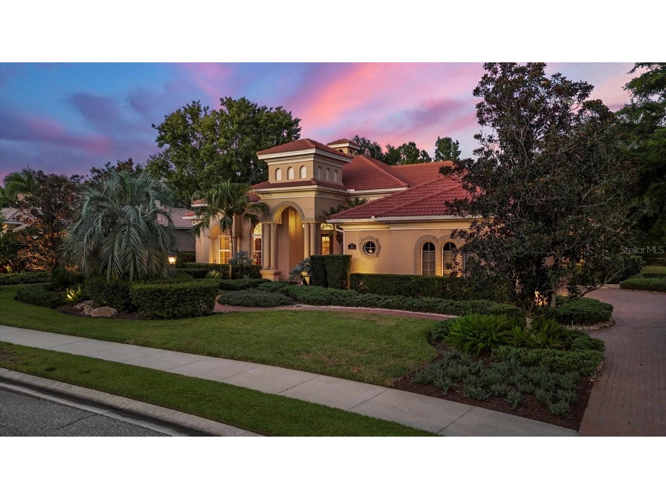 7815 Mathern Court Lakewood Ranch FL 34202 A4667712 image2