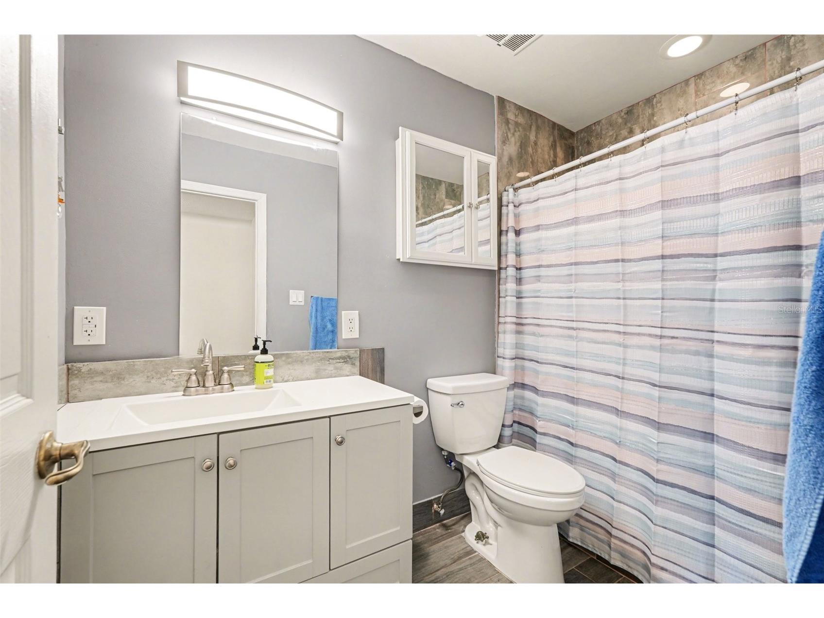 7815 N Woodlynne Avenue Tampa FL 33614 TB8500253 image21