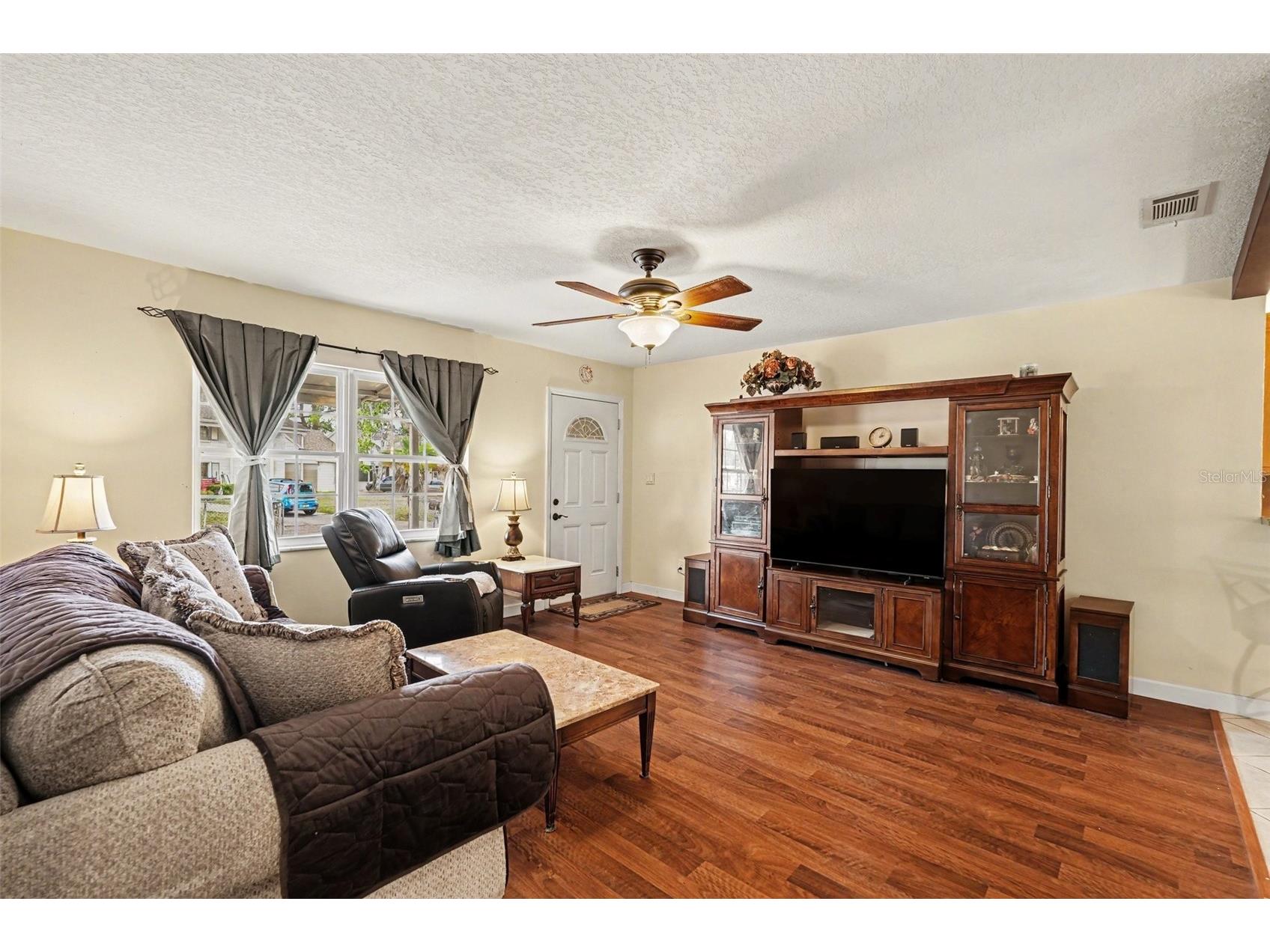 7815 N Woodlynne Avenue Tampa FL 33614 TB8500253 image4