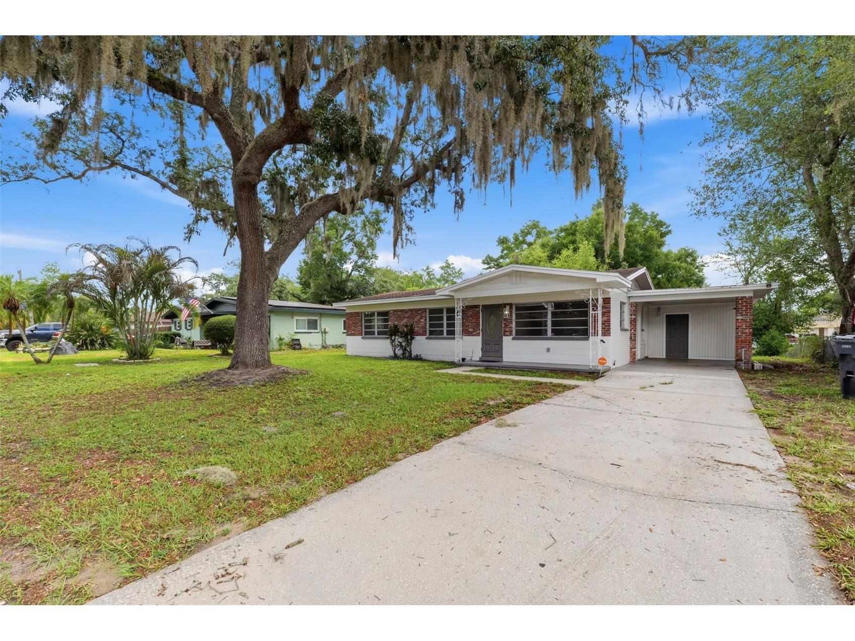 7815 Pine Hill Drive Tampa FL 33617 TB8511114 image2