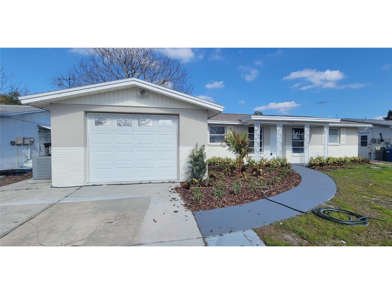 7815 Tyson Drive Port Richey FL 34668 W7872039 image1
