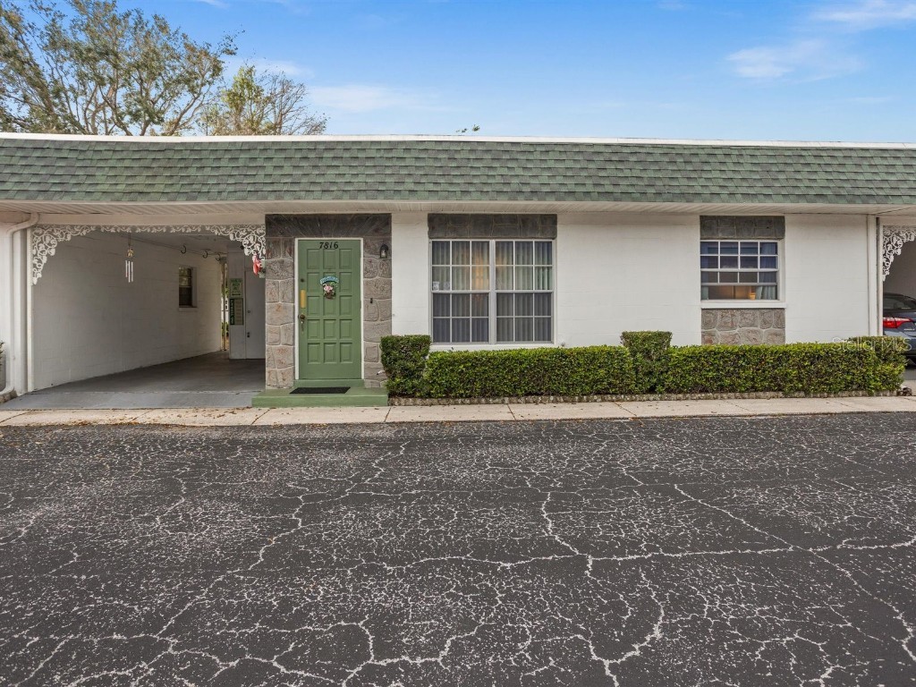 7816 38th Terrace N #7816 Saint Petersburg FL 33709 TB8357979 image1