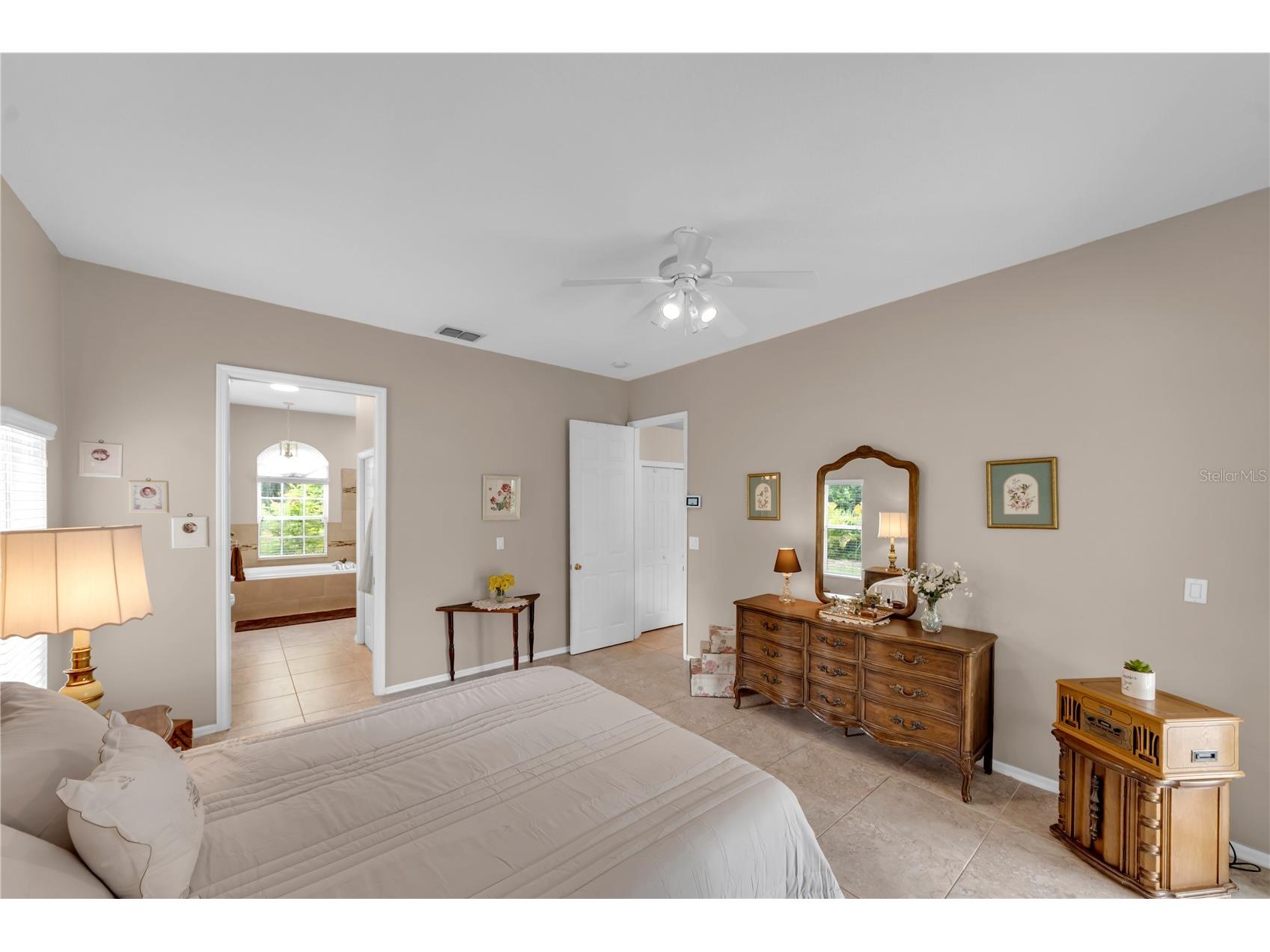 7816 Marigold Avenue Tampa FL 33614 TB8516994 image23