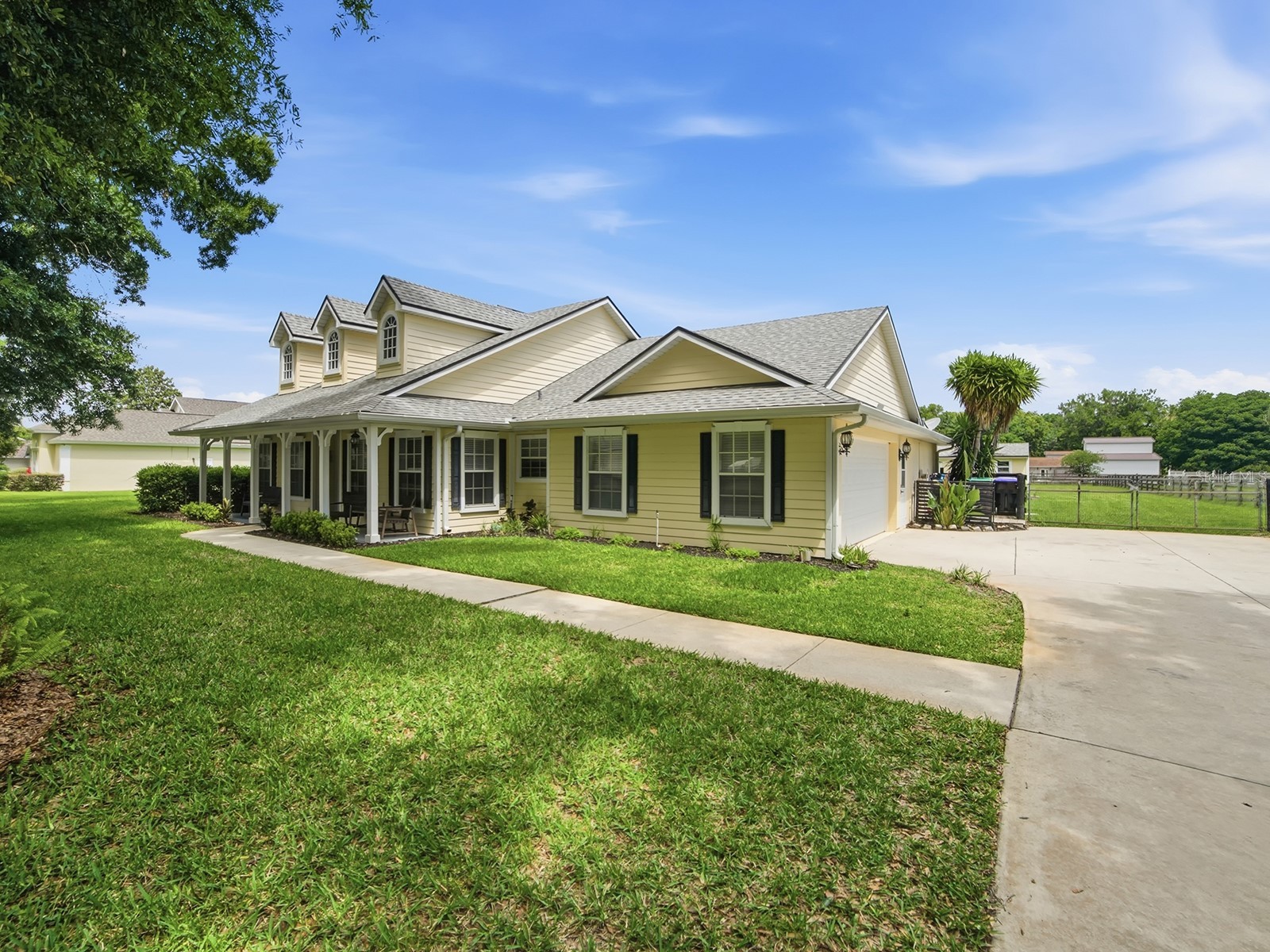 7817 Laurel View Drive Mount Dora FL 32757 - LAKE ANGELINA G5111652 image2